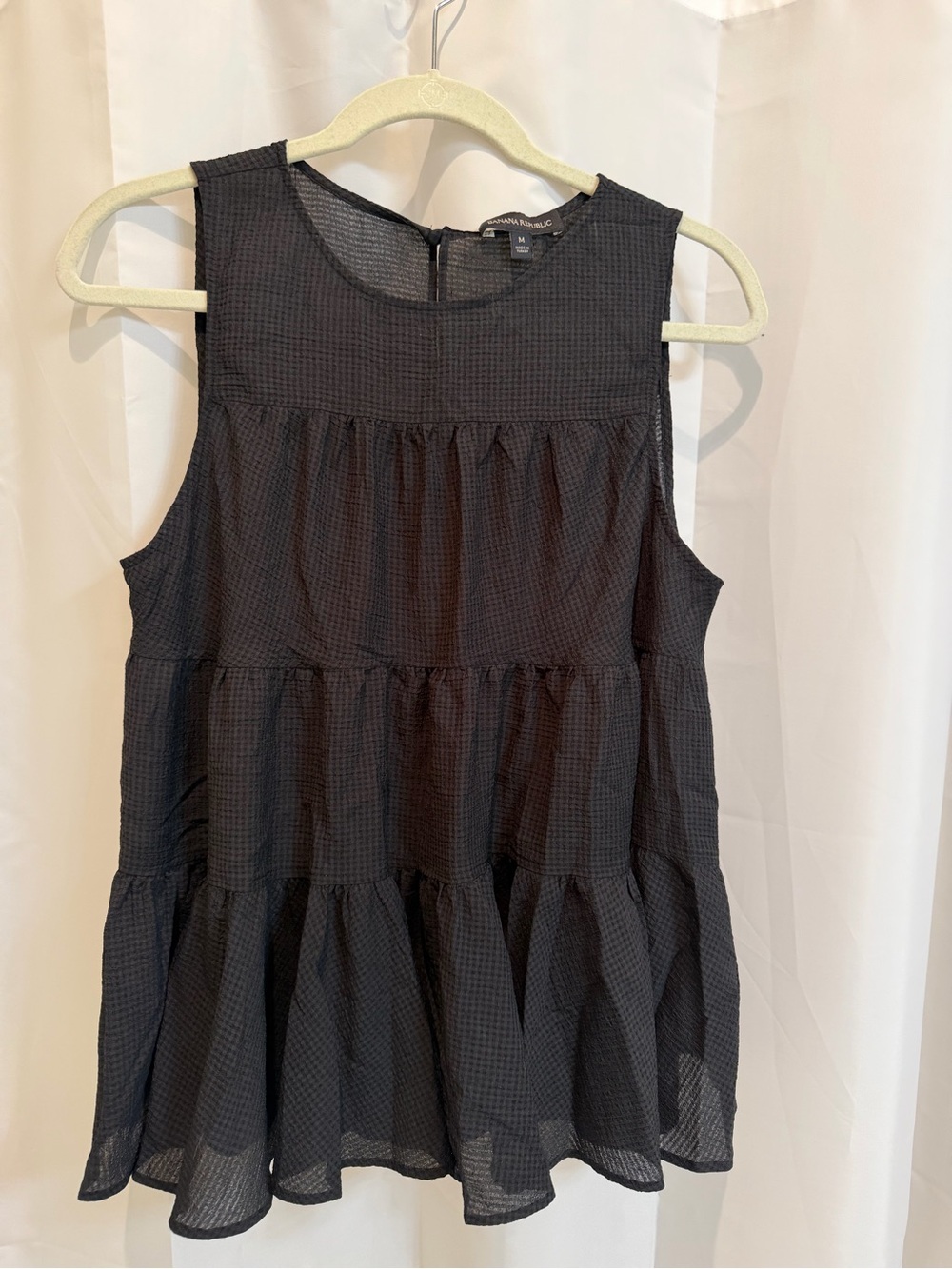 Banana Republic Black Sleeveless Tiered Blouse